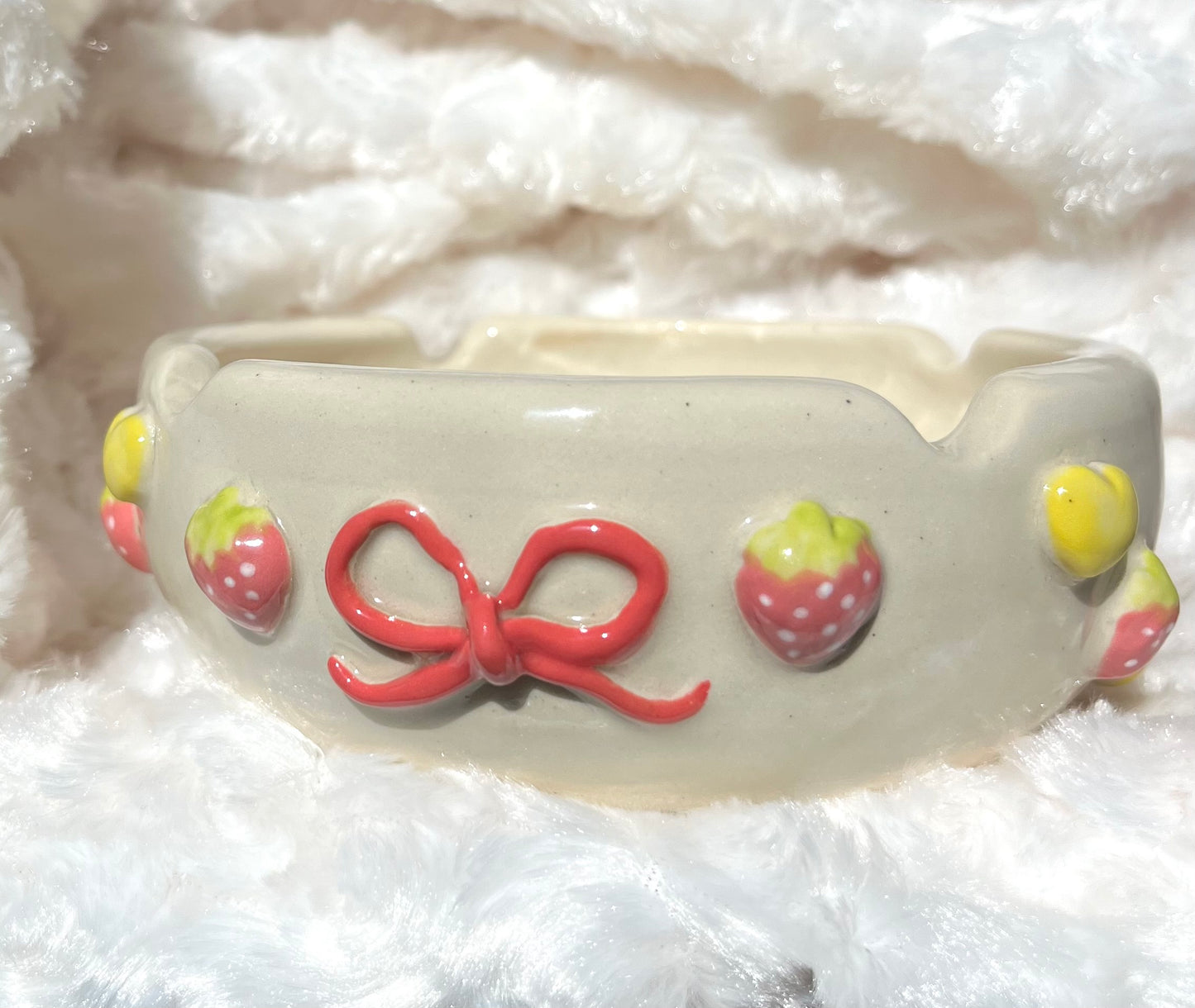 Strawberry Ribbon Ashtray