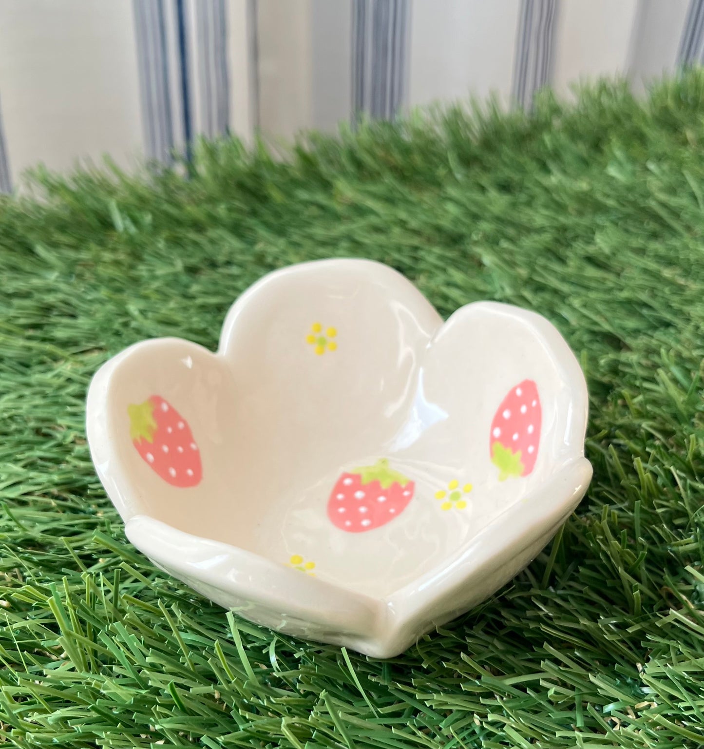 Mini Strawberry Flower Bowl